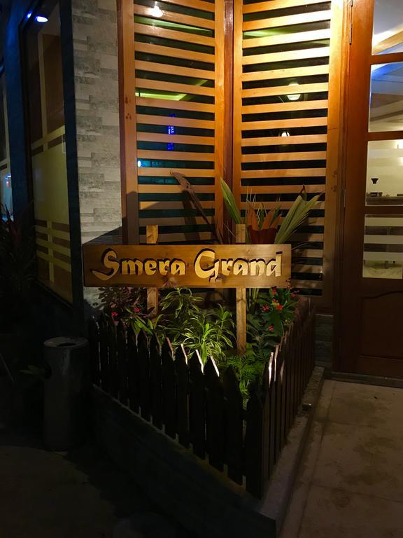 Smera Grand Maamigili Exterior foto